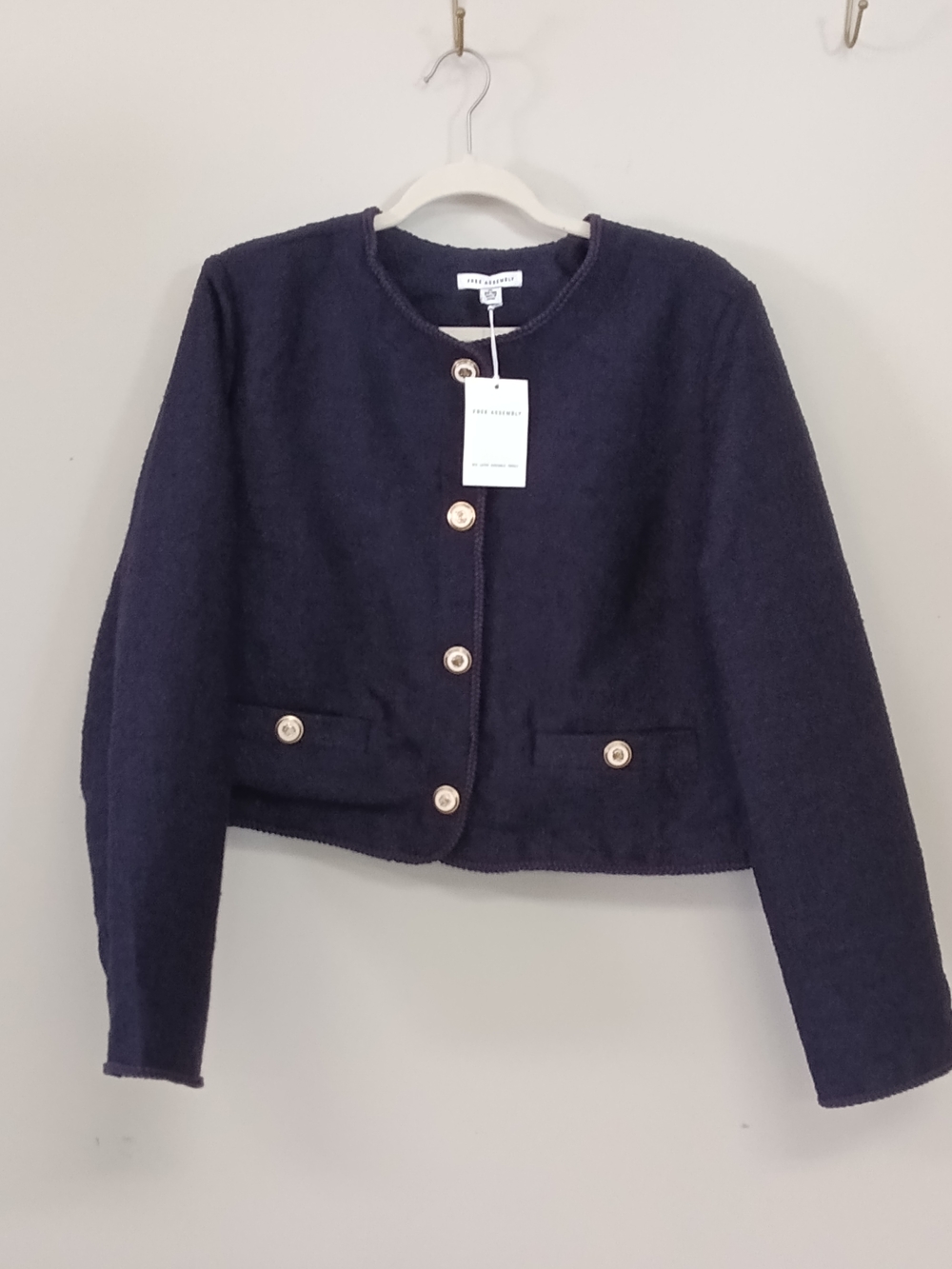 NWT Free Assembly XL Navy Blue Textured Cropped Snap Button Collarless Jacket